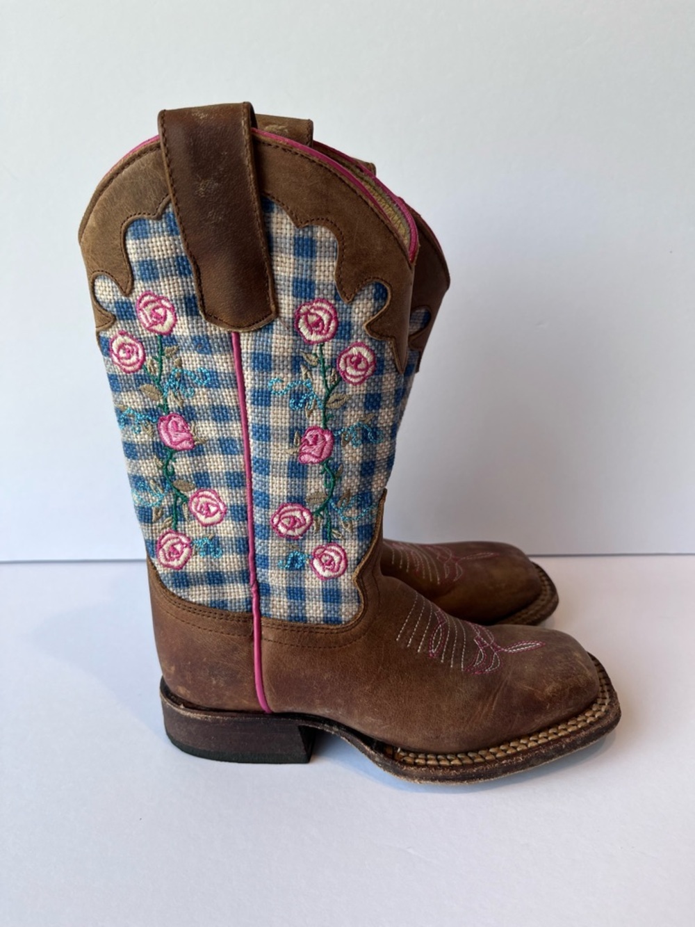 Macie Bean Cowboy Boots Floral Embroidered